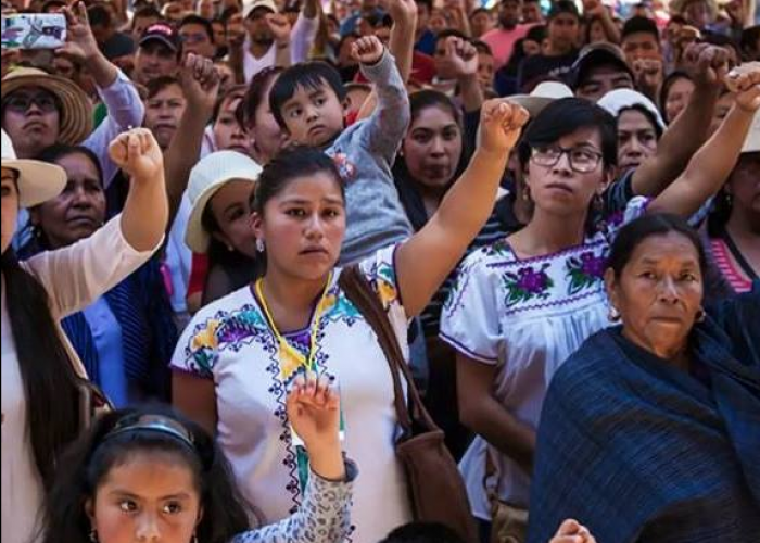 Cinco tesis de las autonomías. Vida, lucha y procesos autónomos en el municipio indígena de Cherán (Michoacán, México)
