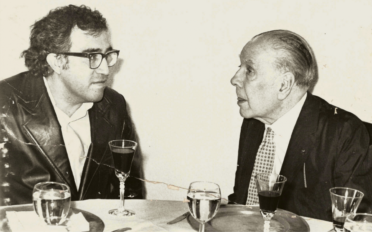 Carlos Monsiváis y Jorge Luis Borges, hacia 1973 / Rogelio Cuellar
